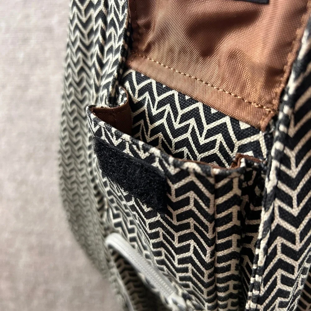 KAVU Rope Bag Sling Backpack Black Cream Chevron Canvas Crossbody Hiking Travel